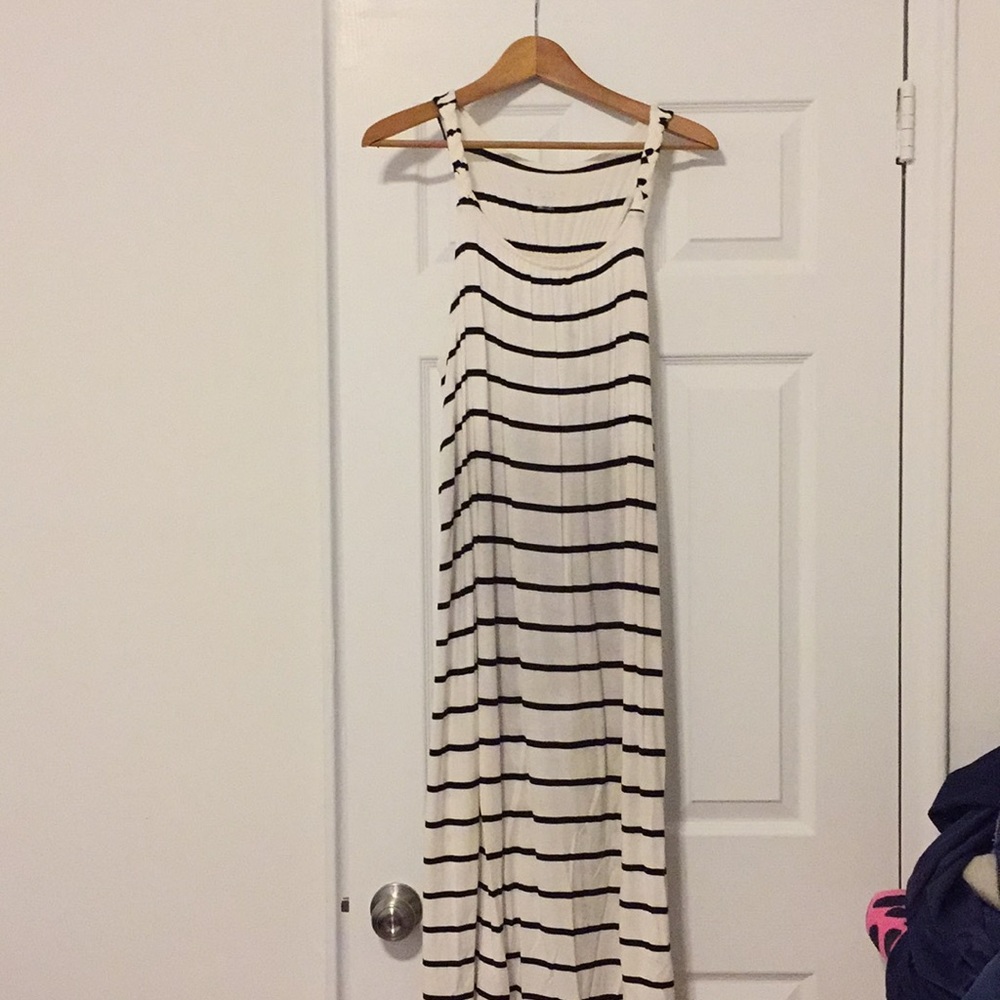 White and black striped maternity dress